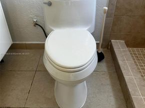 2223 NW 32nd St, Miami FL 33142