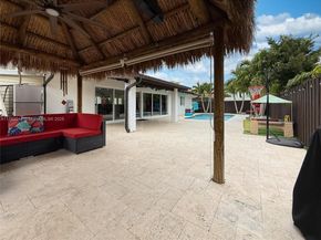 10433 SW 21st Ter, Miami FL 33165