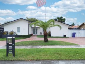 10433 SW 21st Ter, Miami FL 33165