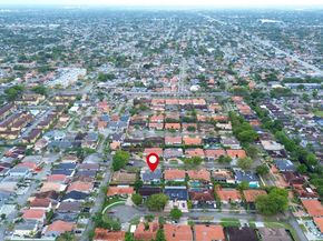 10433 SW 21st Ter, Miami FL 33165