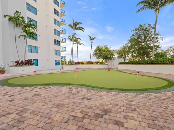 2641 N Flamingo Rd 2408N, Sunrise FL 33323