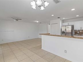 330 SW 2nd Ave 3, Hallandale Beach FL 33009