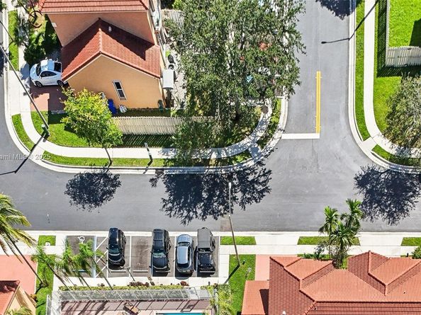 16128 NW 21st St, Pembroke Pines FL 33028