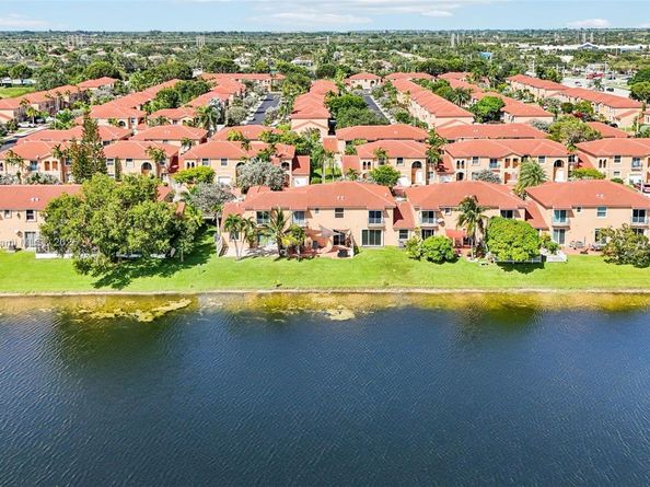 16128 NW 21st St, Pembroke Pines FL 33028