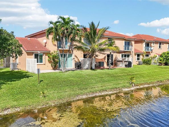 16128 NW 21st St, Pembroke Pines FL 33028