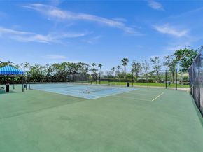 600 Three Islands Blvd 1016, Hallandale Beach FL 33009