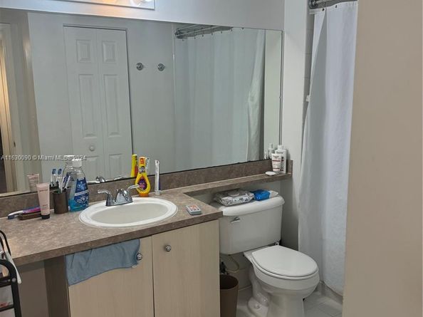 720 SW 111th Ave 307, Pembroke Pines FL 33025