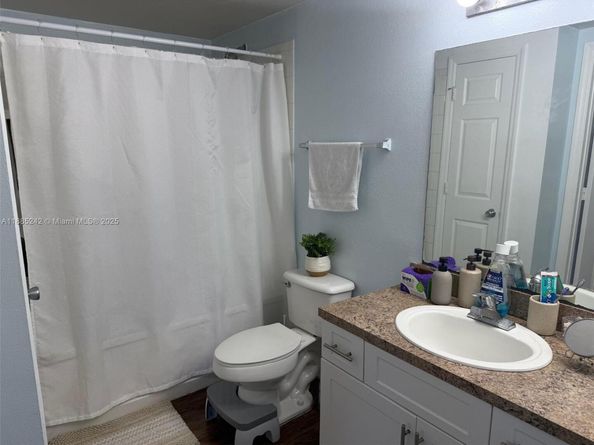 200 SW 117th Ter 10103, Pembroke Pines FL 33025