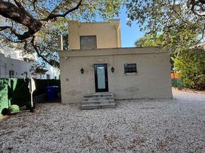 12 NE 50th St, Miami FL 33137