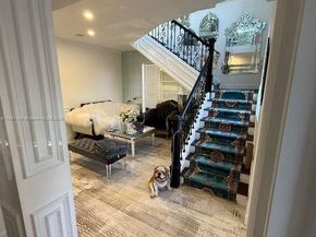 12 NE 50th St, Miami FL 33137