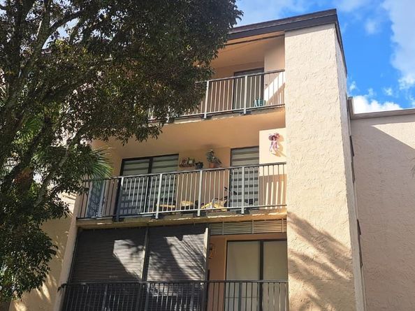 14601 N Kendall Dr 405K, Miami FL 33186