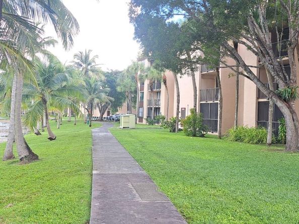 14601 N Kendall Dr 405K, Miami FL 33186