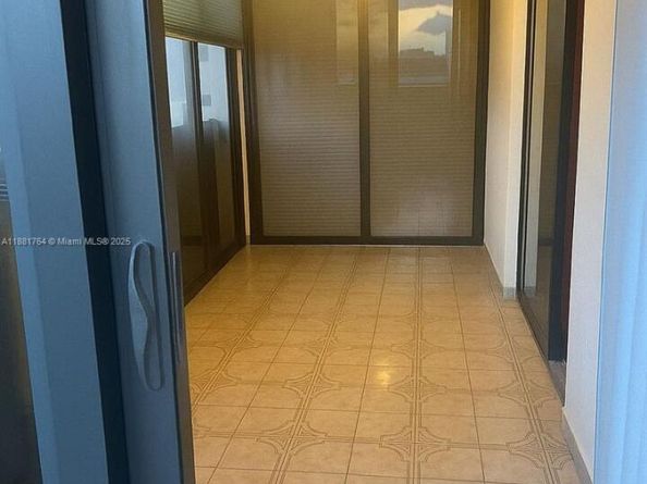 1621 Collins Ave 701, Miami Beach FL 33139