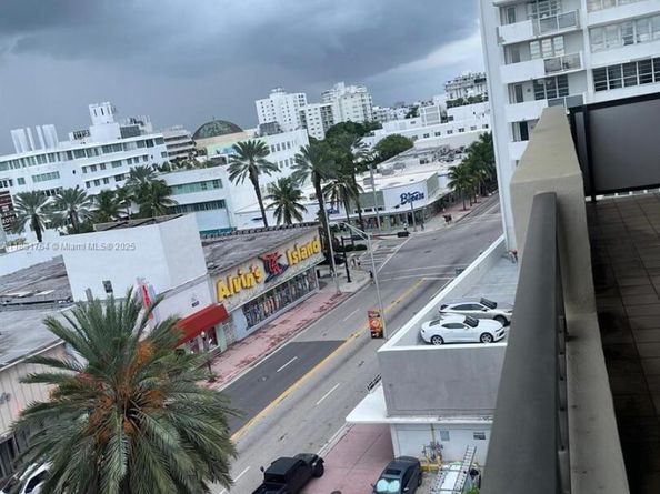 1621 Collins Ave 701, Miami Beach FL 33139