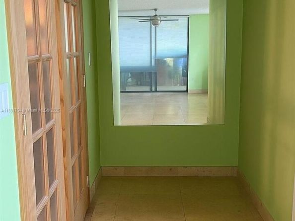 1621 Collins Ave 701, Miami Beach FL 33139