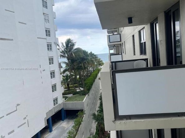 1621 Collins Ave 701, Miami Beach FL 33139