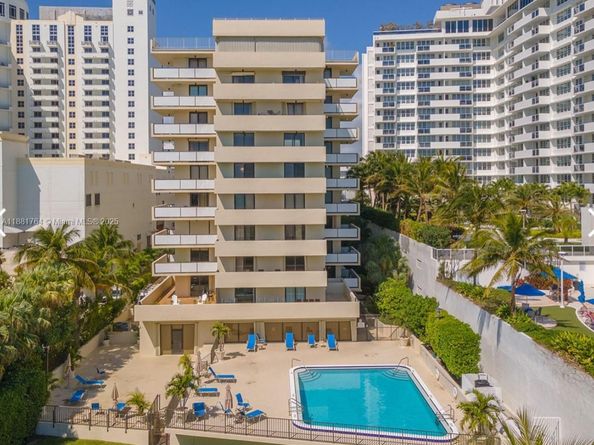 1621 Collins Ave 701, Miami Beach FL 33139