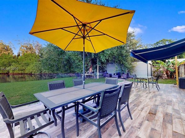 105 N 31st Ave, Hollywood FL 33021