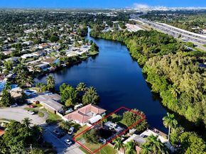 105 N 31st Ave, Hollywood FL 33021