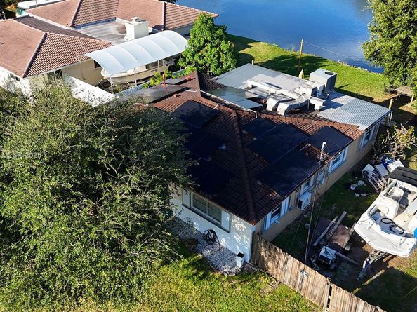 105 N 31st Ave, Hollywood FL 33021