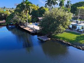 105 N 31st Ave, Hollywood FL 33021