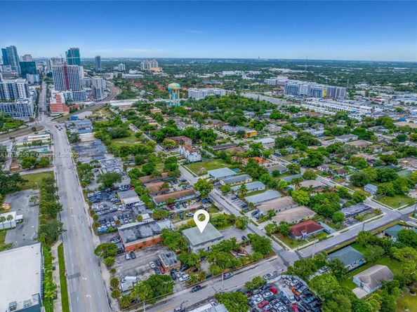 842 NW 1st Ave, Fort Lauderdale FL 33311