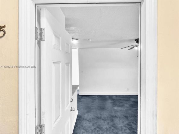 842 NW 1st Ave, Fort Lauderdale FL 33311