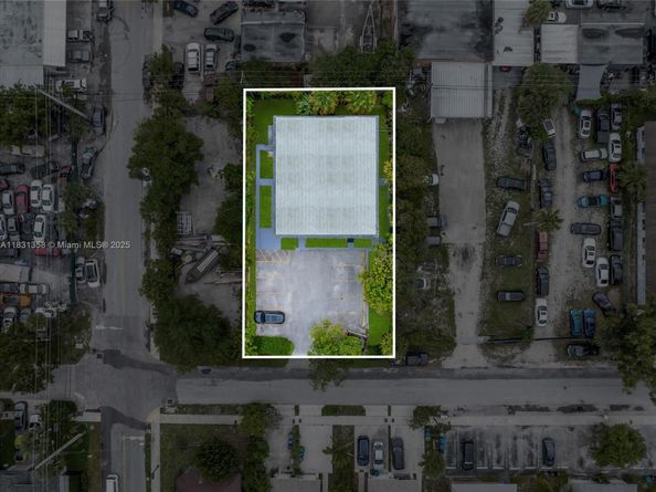 842 NW 1st Ave, Fort Lauderdale FL 33311