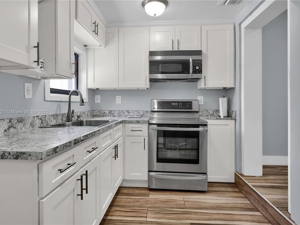 620 Carolina Ave, Fort Lauderdale FL 33312