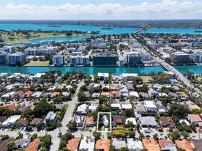 9516 Byron Ave, Surfside FL 33154