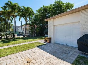 9516 Byron Ave, Surfside FL 33154
