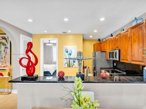 2249 NE 9th Ave, Wilton Manors FL 33305