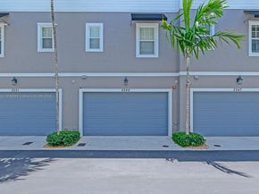 2249 NE 9th Ave, Wilton Manors FL 33305