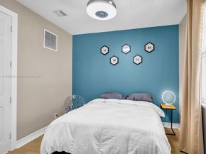 2249 NE 9th Ave, Wilton Manors FL 33305
