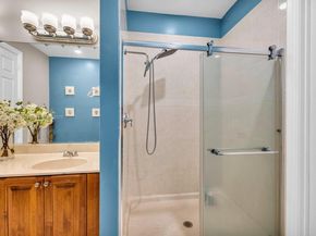 2249 NE 9th Ave, Wilton Manors FL 33305
