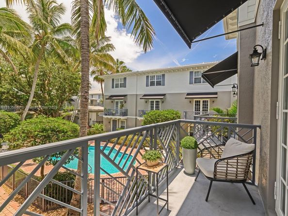 2249 NE 9th Ave, Wilton Manors FL 33305