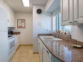 5900 Collins Ave 2105, Miami Beach FL 33140