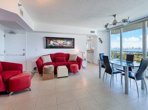 5900 Collins Ave 2105, Miami Beach FL 33140