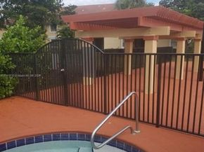 5761 Riverside Dr 303B4, Coral Springs FL 33067