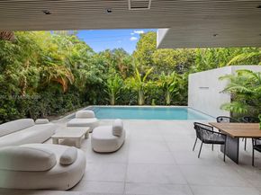 4534 Sheridan Ave, Miami Beach FL 33140