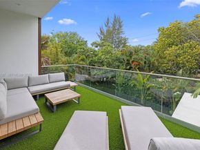 4534 Sheridan Ave, Miami Beach FL 33140