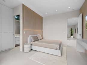 4534 Sheridan Ave, Miami Beach FL 33140