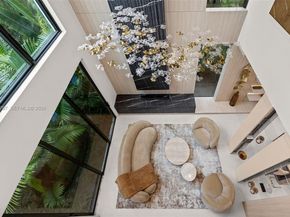 4534 Sheridan Ave, Miami Beach FL 33140