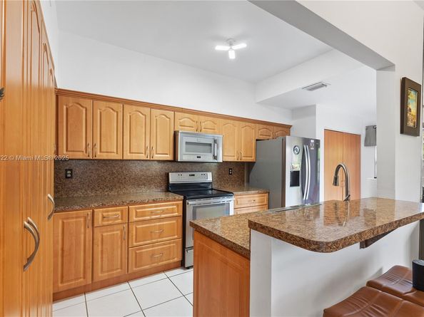 14255 SW 57th Ln 812, Miami FL 33183