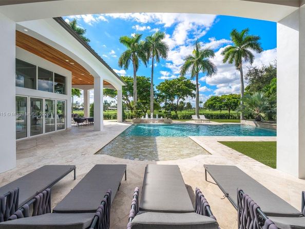 2800 NE 40th St, Fort Lauderdale FL 33308