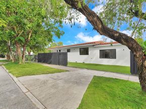 998 SW 11th St, Miami FL 33129