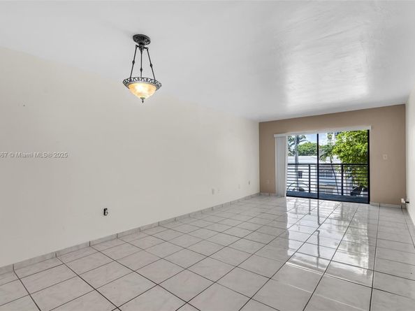 7801 Abbott Ave 307, Miami Beach FL 33141