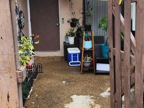 12305 NW 11 12305, Pembroke Pines FL 33026