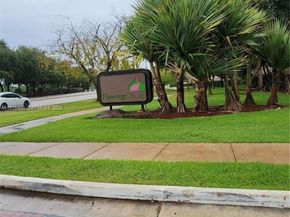 12305 NW 11 12305, Pembroke Pines FL 33026