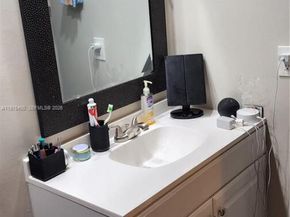 12305 NW 11 12305, Pembroke Pines FL 33026